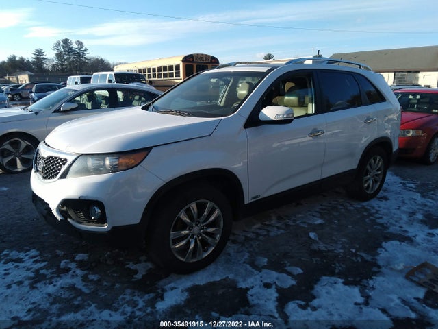 2011 KIA SORENTO EX VIN: 5XYKUDA22BG164528