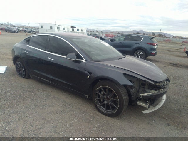 Tesla MODEL 3 2018 5YJ3E1EA0JF021424 main image