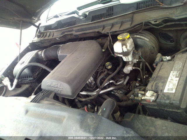 1C6RR6GG6JS298814 RAM 1500 Slt