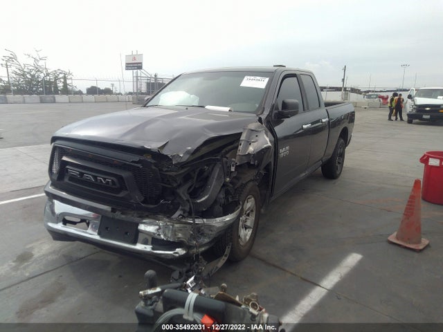 1C6RR6GG6JS298814 RAM 1500 Slt