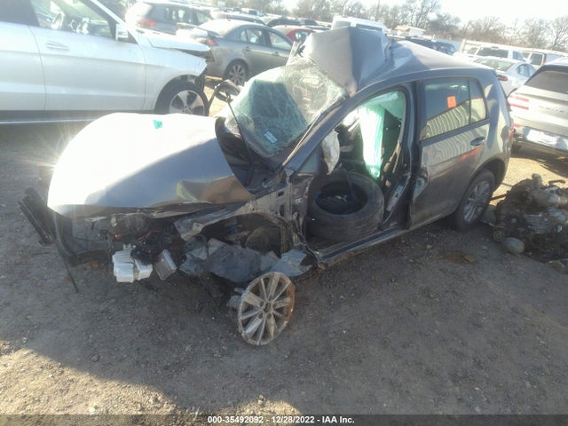 Volkswagen GOLF S/SE 2019 3VWG57AU3KM012392 Image 2