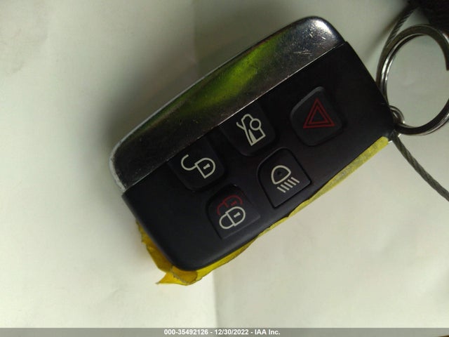 Jaguar XJ 2013 SAJWA1C70D8V41371 Image 3