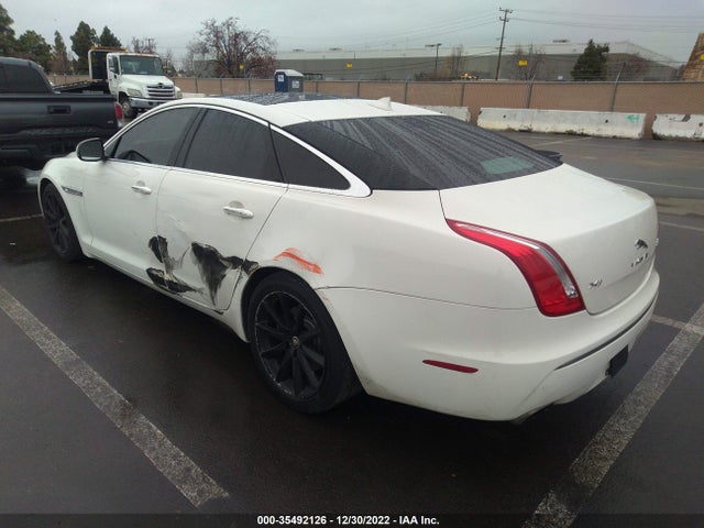 Jaguar XJ 2013 SAJWA1C70D8V41371 Image 4