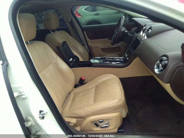 Jaguar XJ 2013 SAJWA1C70D8V41371 Image 6