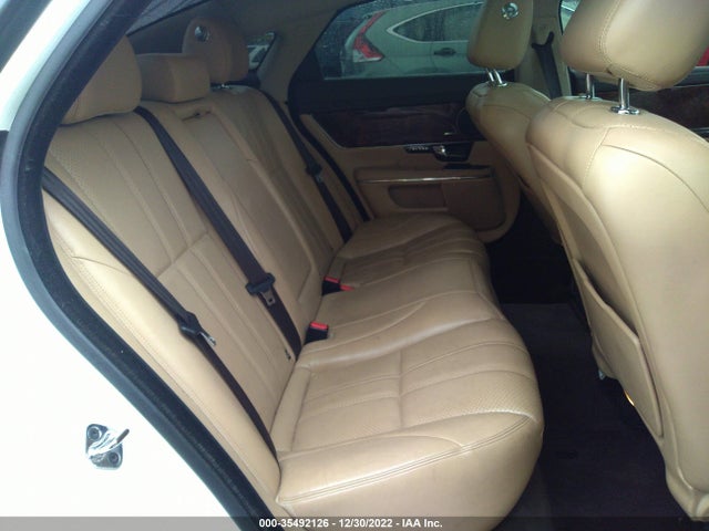 Jaguar XJ 2013 SAJWA1C70D8V41371 Image 9