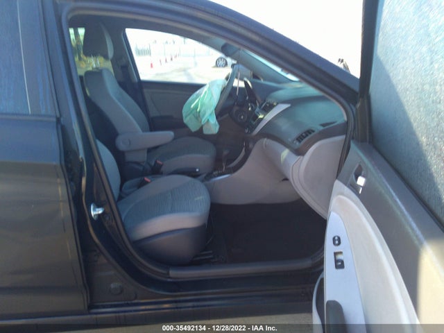 Hyundai ACCENT SE 2017 KMHCT5AE4HU304802 Image 5