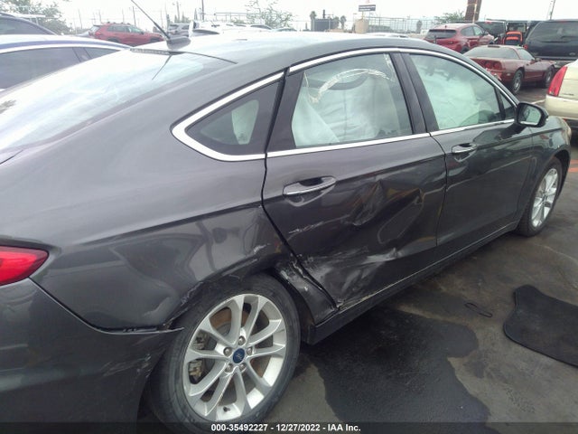 2019 Ford Fusion, VIN: 3FA6P0SU6KR175898