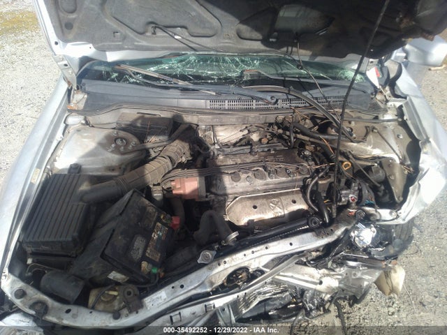 2002 HONDA ACCORD SDN LX VIN: 1HGCG554X2A075630