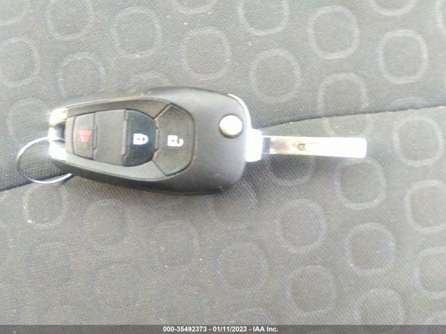 Chevrolet TRAX LS 2020 KL7CJKSBXLB088291 Image 3