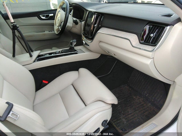Volvo XC60 2019 YV4A22RL8K1344502 Image 5
