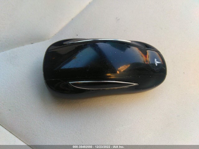 Tesla Model X 90d/75d/100d 2017 5YJXCBE22HF077266 Image 3