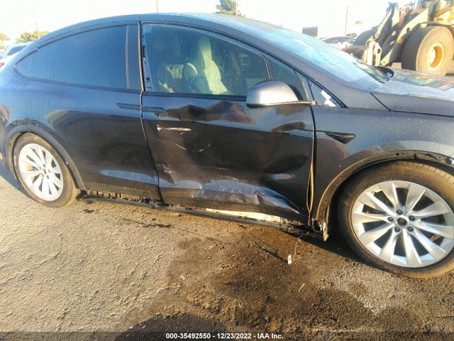 Tesla Model X 90d/75d/100d 2017 5YJXCBE22HF077266 Image 8