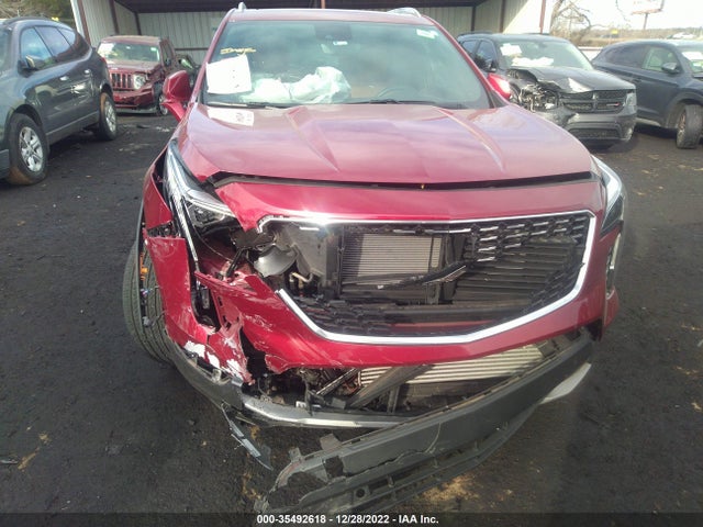 2020 Cadillac XT4, VIN: 1GYFZCR40LF052733