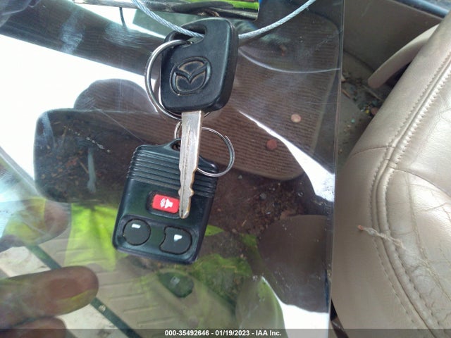 2002 MAZDA TRIBUTE LX/ES VIN: 4F2CU08142KM34041