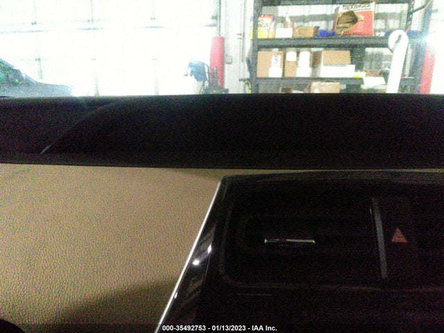 Toyota Prius Two 2016 JTDKBRFU3G3005641 Image 8