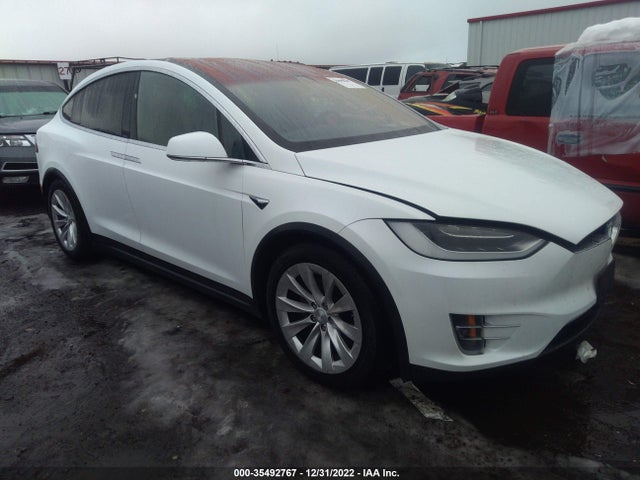 Tesla MODEL X 2018 5YJXCDE27JF109291 main image