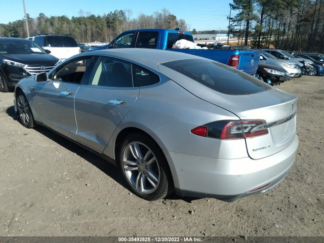 2015 Tesla Model S, VIN: 5YJSA1H25FF080780