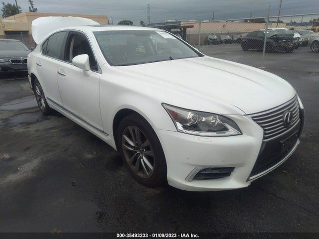 2015 Lexus LS, VIN: JTHBL5EF0F5135774