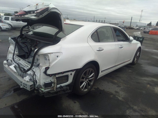 2015 Lexus LS, VIN: JTHBL5EF0F5135774