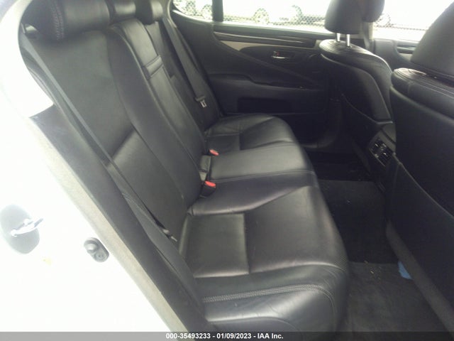 2015 Lexus LS, VIN: JTHBL5EF0F5135774
