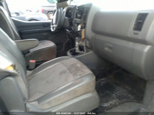 1N6BF0KY1JN818199 Nissan Nv Cargo S