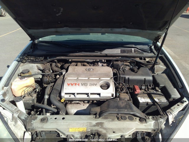 2004 TOYOTA CAMRY LE/XLE VIN: JTDBF30KX40154098