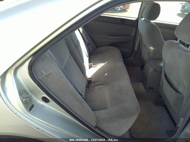 2004 TOYOTA CAMRY LE/XLE VIN: JTDBF30KX40154098