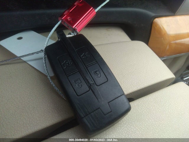 Lincoln MKS 2009 1LNHM94R19G627293 Image 3