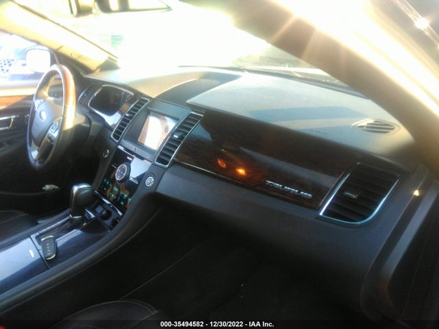 2017 Ford Taurus, VIN: 1FAHP2F83HG120892