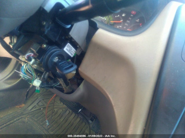 1999 HONDA ACCORD SDN LX VIN: 1HGCG5644XA052060