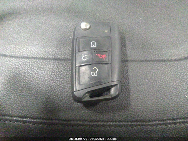 3VWN57BU3MM018587 Volkswagen Jetta S/r-line