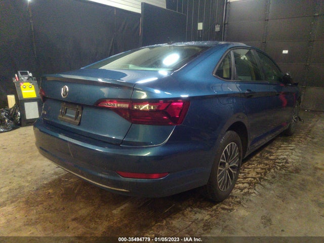 3VWN57BU3MM018587 Volkswagen Jetta S/r-line