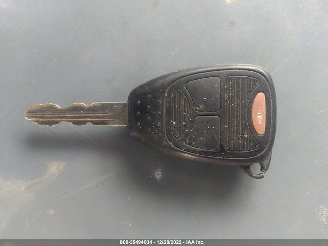 2005 DODGE GRAND CARAVAN VIN: 1D4GP24R85B366012