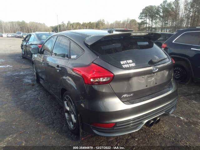 2018 Ford Focus, VIN: 1FADP3L90JL247114