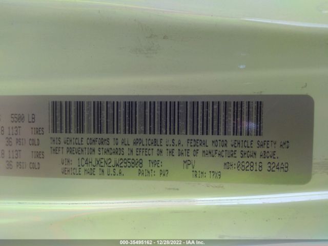 1C4HJXEN2JW295808 Jeep Wrangler Unlimited Sahara