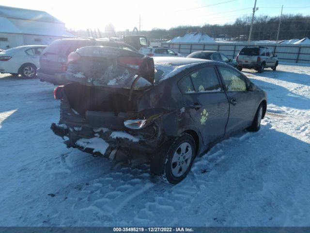 3KPFK4A77HE153775 KIA FORTE LX