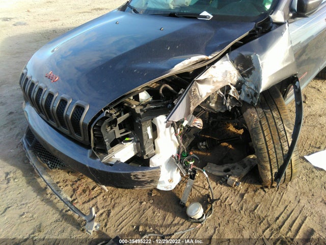 1C4PJLCB4GW370613 Jeep Cherokee 75th Anniversary