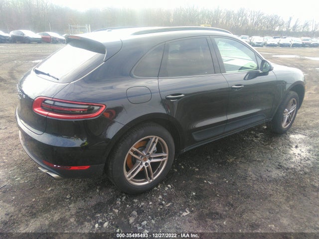 2017 Porsche Macan, VIN: WP1AB2A55HLB16307