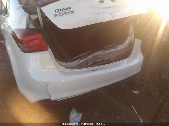 3KPFL4A87HE005390 KIA FORTE EX