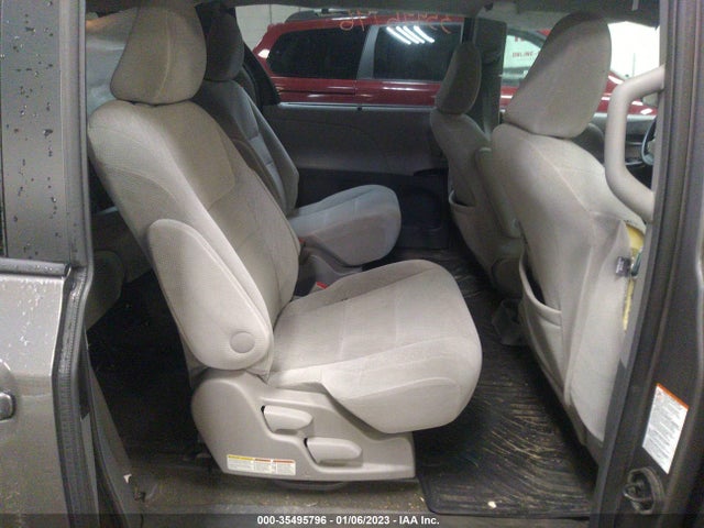 2017 Toyota Sienna, VIN: 5TDJZ3DC7HS158084