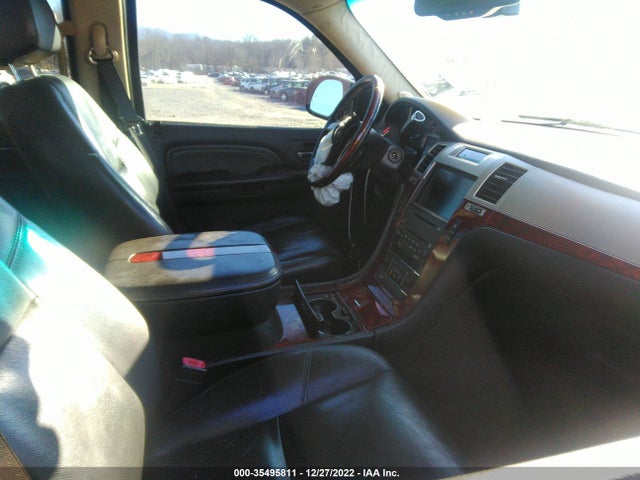 1GYFC23259R139702 Cadillac Escalade