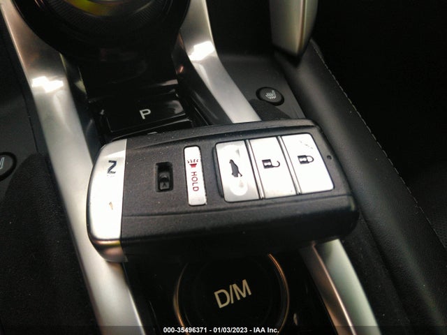 Acura NSX 2018 19UNC1B05JY000032 Image 11