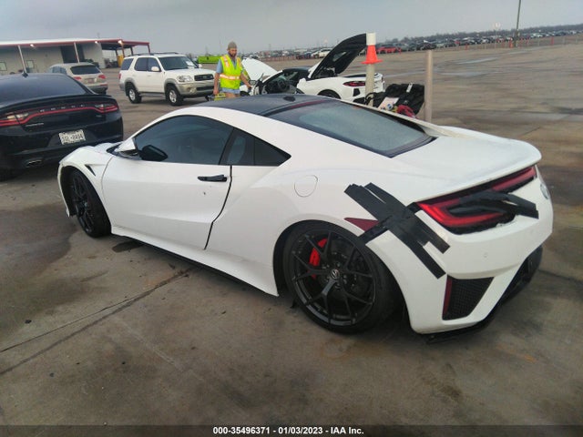 Acura NSX 2018 19UNC1B05JY000032 Image 3