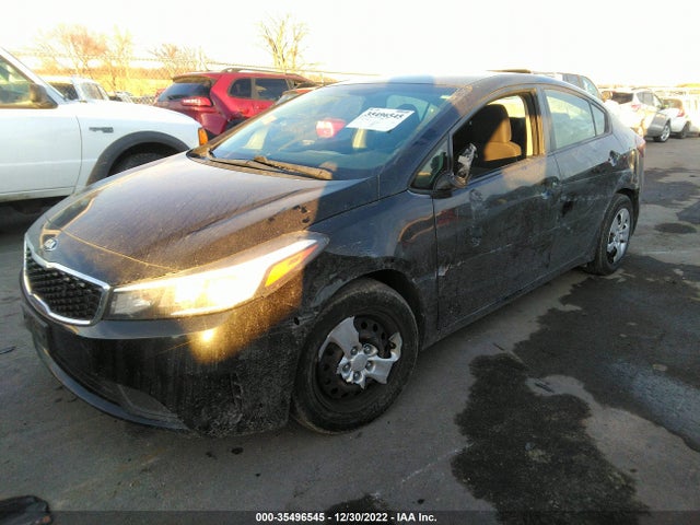 35496545 :رقم المزاد ، 3KPFL4A79JE176848 vin ، 2018 Kia Forte Lx مزاد بيع
