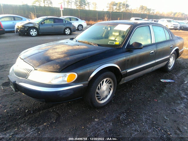Lincoln Continental 1998 1LNFM97VXWY612720 Image 2