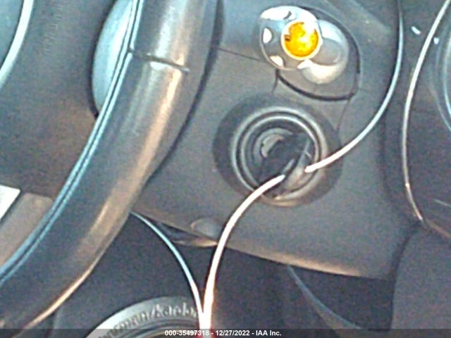 Mini COOPER CONVERTIBLE 2006 WMWRH33526TJ43027 Image 3