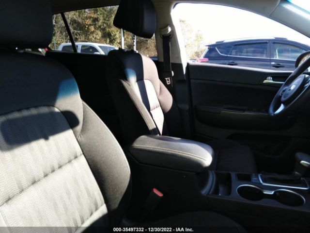 KNDPMCACXH7033927 KIA Sportage Lx