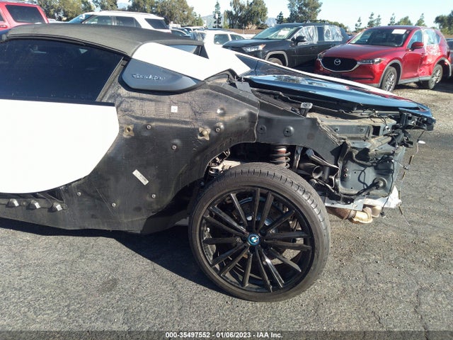 2019 BMW i8, VIN: WBY2Z6C57KVG98185