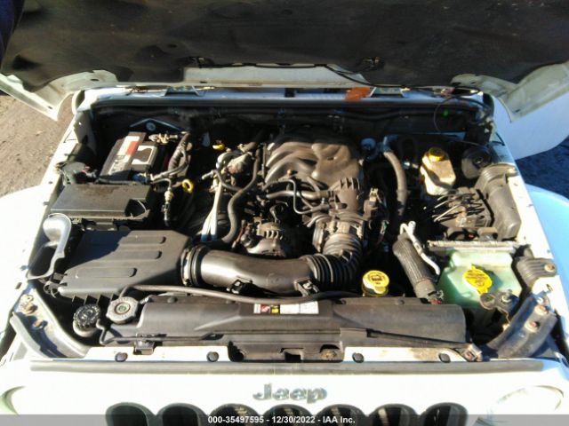 1C4BJWEG3EL245847 Jeep Wrangler Unlimited Sahara