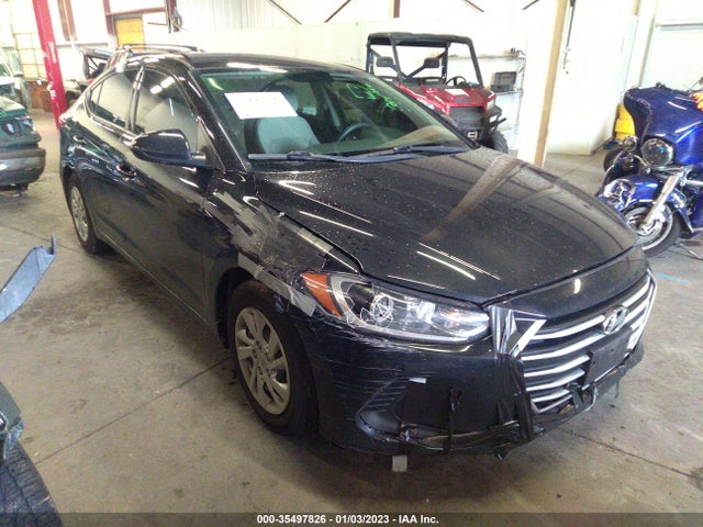 2018 5NPD74LF3JH262555 main image